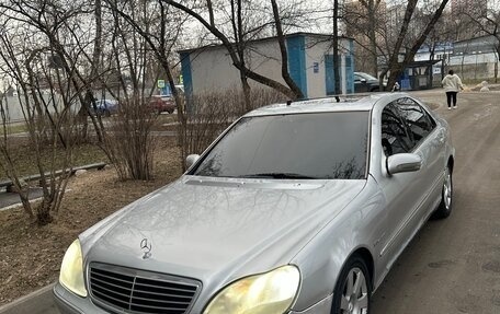 Mercedes-Benz S-Класс, 2002 год, 330 000 рублей, 2 фотография