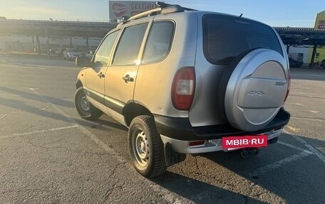 Chevrolet Niva I рестайлинг, 2004 год, 370 000 рублей, 7 фотография