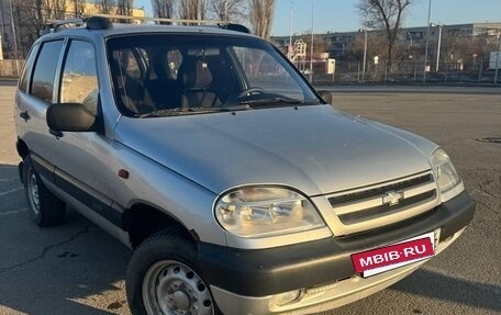 Chevrolet Niva I рестайлинг, 2004 год, 370 000 рублей, 3 фотография