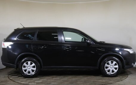 Mitsubishi Outlander III рестайлинг 3, 2014 год, 1 599 000 рублей, 4 фотография