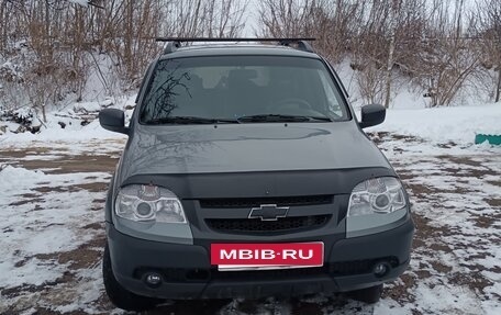 Chevrolet Niva I рестайлинг, 2012 год, 600 000 рублей, 4 фотография