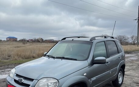 Chevrolet Niva I рестайлинг, 2012 год, 620 000 рублей, 2 фотография