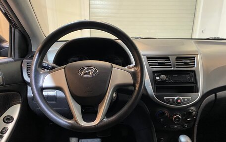 Hyundai Solaris II рестайлинг, 2013 год, 1 020 000 рублей, 13 фотография