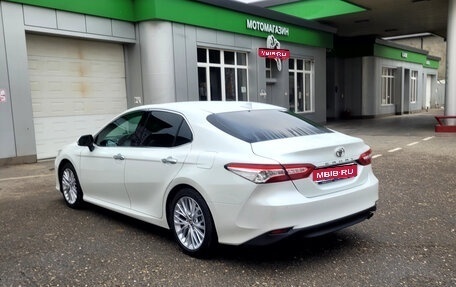 Toyota Camry, 2019 год, 3 450 000 рублей, 1 фотография