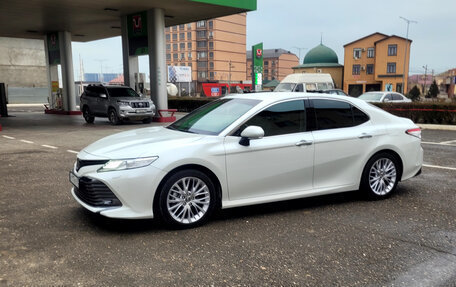 Toyota Camry, 2019 год, 3 450 000 рублей, 3 фотография