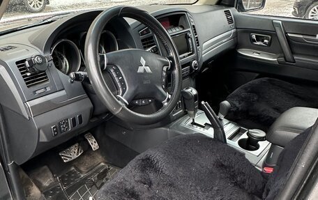 Mitsubishi Pajero IV, 2014 год, 2 850 000 рублей, 9 фотография