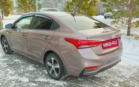 Hyundai Solaris II рестайлинг, 2019 год, 1 240 000 рублей, 3 фотография