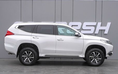 Mitsubishi Pajero Sport III рестайлинг, 2018 год, 3 340 000 рублей, 5 фотография