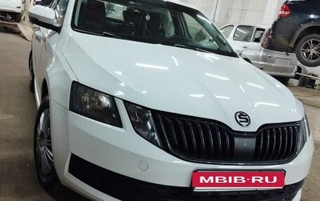 Skoda Octavia, 2018 год, 1 580 000 рублей, 3 фотография