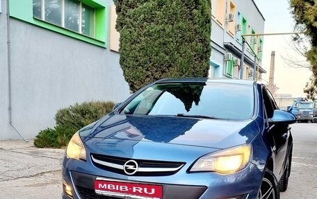 Opel Astra J, 2014 год, 1 075 000 рублей, 1 фотография