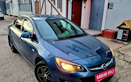 Opel Astra J, 2014 год, 1 075 000 рублей, 13 фотография