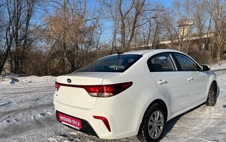 KIA Rio IV, 2018 год, 1 450 000 рублей, 4 фотография