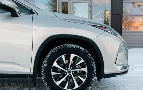 Lexus RX IV рестайлинг, 2020 год, 5 400 000 рублей, 9 фотография