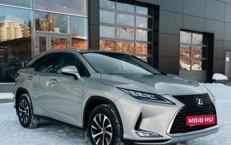 Lexus RX IV рестайлинг, 2020 год, 5 400 000 рублей, 3 фотография