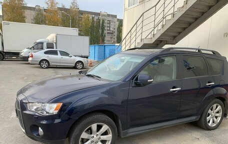 Mitsubishi Outlander III рестайлинг 3, 2011 год, 1 499 999 рублей, 1 фотография