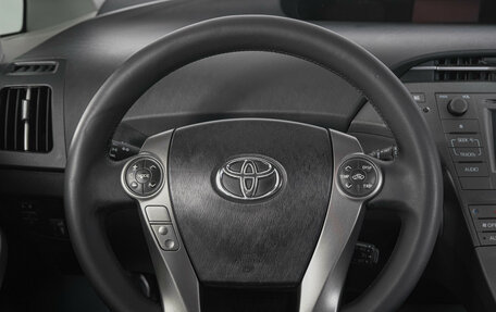 Toyota Prius, 2015 год, 1 299 000 рублей, 15 фотография