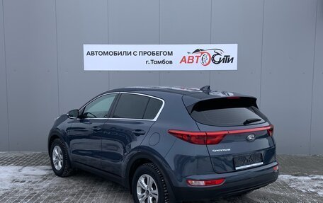 KIA Sportage IV рестайлинг, 2018 год, 1 930 000 рублей, 7 фотография