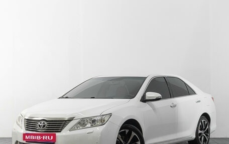 Toyota Camry, 2013 год, 1 999 000 рублей, 3 фотография