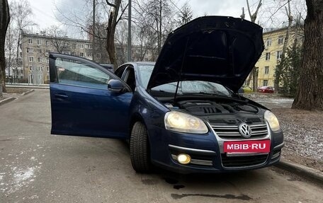 Volkswagen Jetta VI, 2010 год, 560 000 рублей, 14 фотография