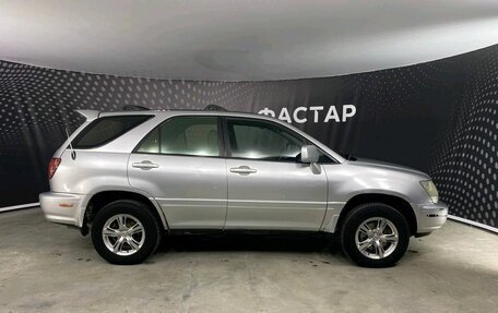 Lexus RX IV рестайлинг, 2000 год, 760 000 рублей, 5 фотография