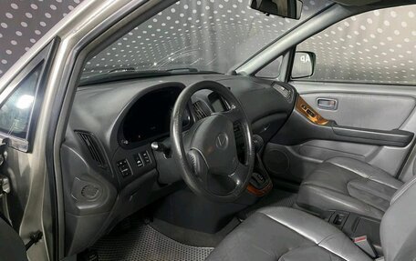 Lexus RX IV рестайлинг, 2000 год, 760 000 рублей, 9 фотография