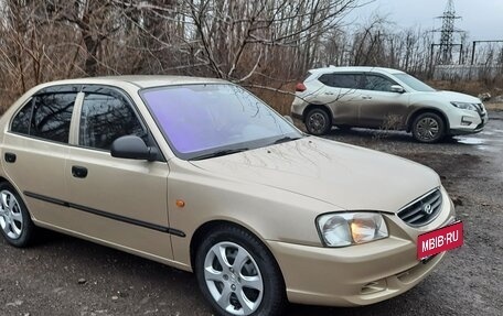 Hyundai Accent II, 2005 год, 450 000 рублей, 1 фотография