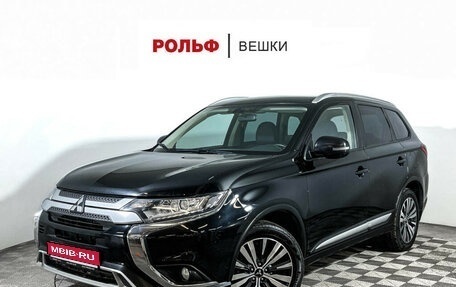 Mitsubishi Outlander III рестайлинг 3, 2020 год, 2 665 000 рублей, 1 фотография