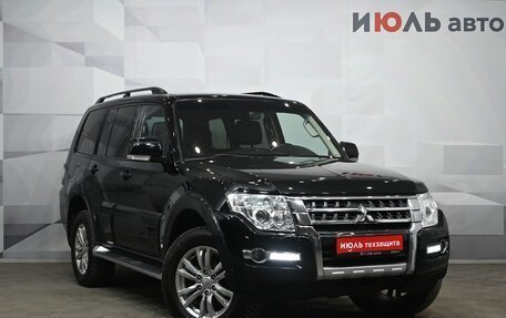 Mitsubishi Pajero IV, 2015 год, 3 020 000 рублей, 3 фотография