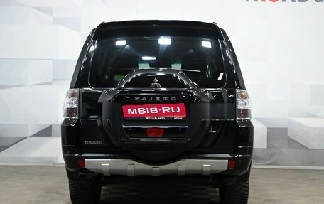 Mitsubishi Pajero IV, 2015 год, 3 020 000 рублей, 5 фотография