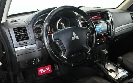 Mitsubishi Pajero IV, 2015 год, 3 020 000 рублей, 17 фотография