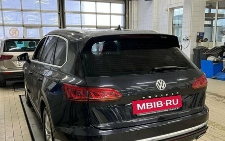 Volkswagen Touareg III, 2021 год, 5 920 000 рублей, 4 фотография