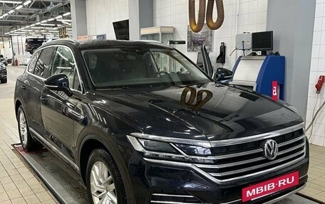 Volkswagen Touareg III, 2021 год, 5 920 000 рублей, 2 фотография