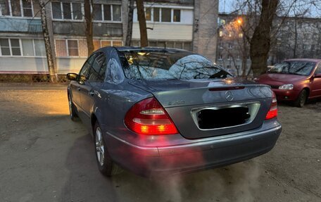 Mercedes-Benz E-Класс, 2002 год, 740 000 рублей, 10 фотография