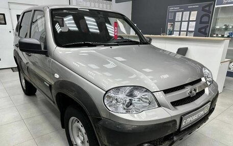 Chevrolet Niva I рестайлинг, 2014 год, 780 000 рублей, 3 фотография