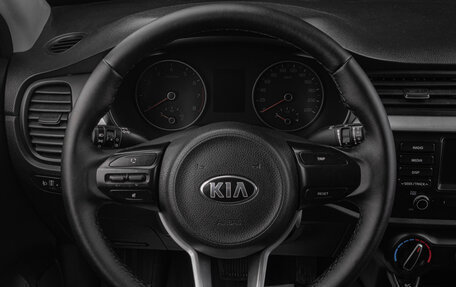 KIA Rio IV, 2018 год, 1 359 000 рублей, 11 фотография