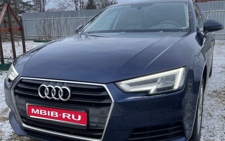 Audi A4, 2019 год, 3 300 000 рублей, 1 фотография