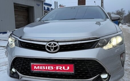 Toyota Camry, 2017 год, 2 350 000 рублей, 17 фотография