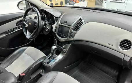 Chevrolet Cruze II, 2013 год, 860 000 рублей, 9 фотография