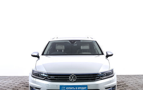 Volkswagen Passat B8 рестайлинг, 2016 год, 2 099 000 рублей, 2 фотография