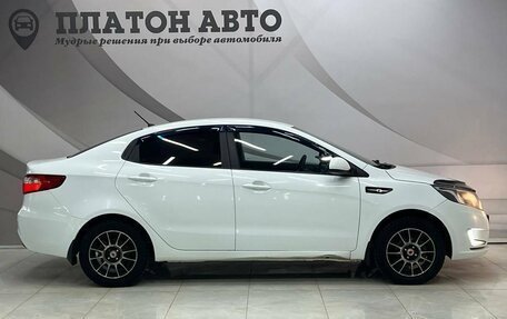 KIA Rio III рестайлинг, 2014 год, 860 000 рублей, 4 фотография