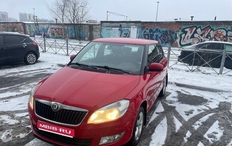 Skoda Fabia II, 2012 год, 800 000 рублей, 1 фотография