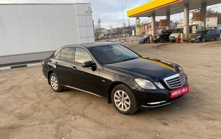 Mercedes-Benz E-Класс, 2011 год, 1 650 000 рублей, 4 фотография