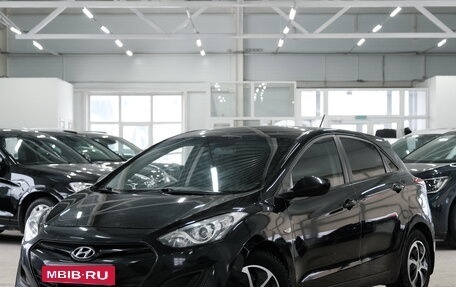 Hyundai i30 II рестайлинг, 2012 год, 999 000 рублей, 3 фотография