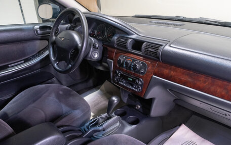 Chrysler Sebring II, 2002 год, 279 000 рублей, 11 фотография
