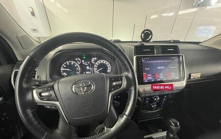 Toyota Land Cruiser Prado 150 рестайлинг 2, 2018 год, 6 100 000 рублей, 16 фотография