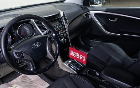 Hyundai i30 II рестайлинг, 2012 год, 999 000 рублей, 7 фотография