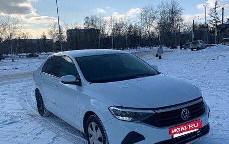 Volkswagen Polo VI (EU Market), 2020 год, 1 300 000 рублей, 2 фотография