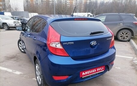 Hyundai Solaris II рестайлинг, 2011 год, 790 000 рублей, 3 фотография