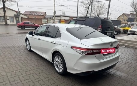 Toyota Camry, 2020 год, 3 070 000 рублей, 6 фотография