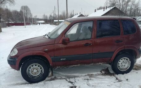 Chevrolet Niva I рестайлинг, 2004 год, 225 000 рублей, 3 фотография